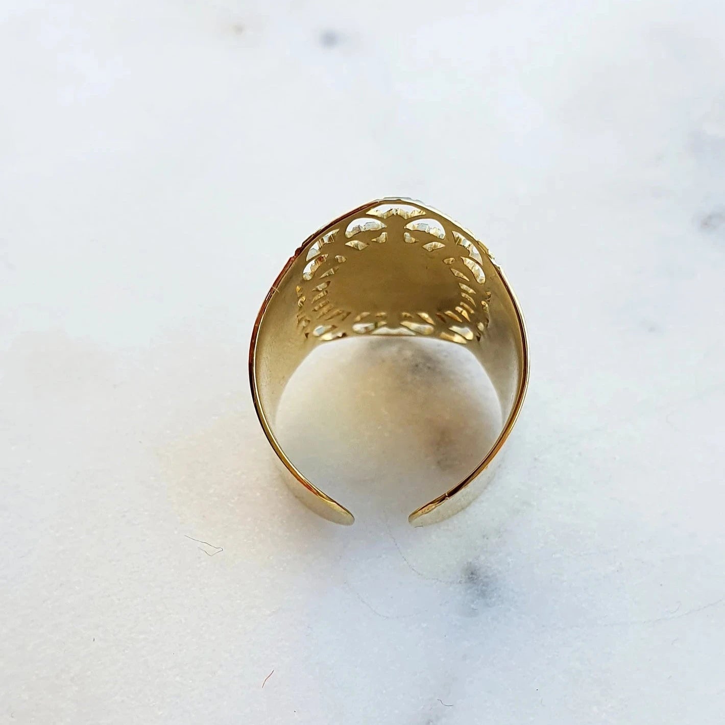 Bague Vierge Madone Ajustable - Protection Religieuse, Dentelle Andalouse en Acier Inoxydable - AlbertineAndTheSun