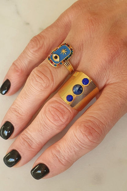 Bague Dorée Épaisse avec Pierre Bleue Soleil - Large, Ajustable, Acier Inoxydable, 3 Strass Brillants - AlbertineAndTheSun