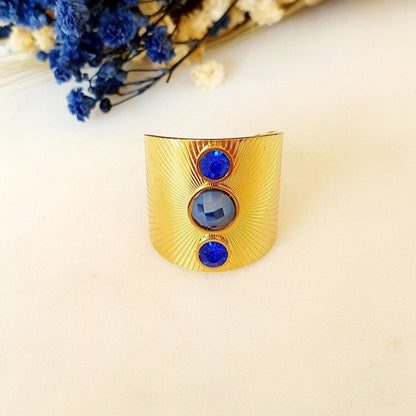 Bague Dorée Épaisse avec Pierre Bleue Soleil - Large, Ajustable, Acier Inoxydable, 3 Strass Brillants - AlbertineAndTheSun