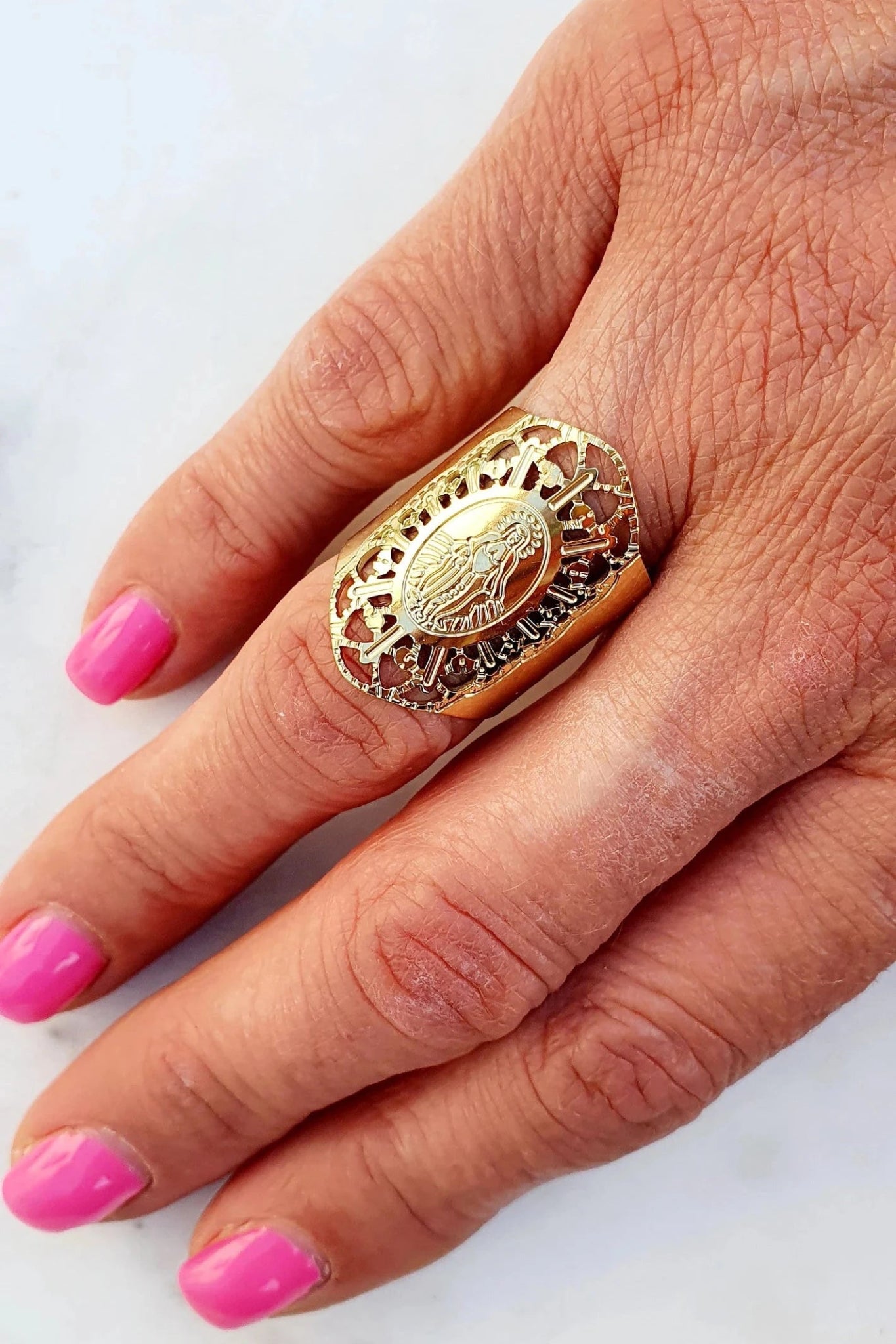 Bague Vierge Madone Ajustable - Protection Religieuse, Dentelle Andalouse en Acier Inoxydable - AlbertineAndTheSun