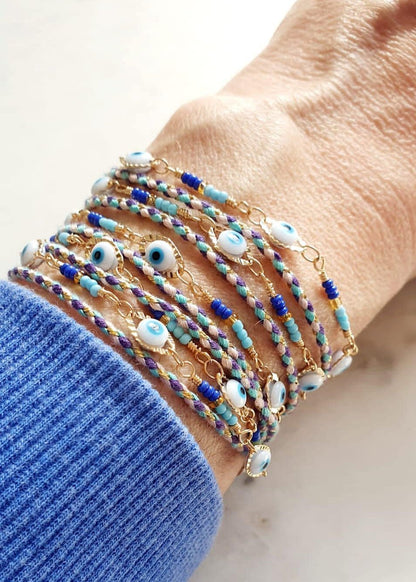 Bracelet Multi - Rang Chaîne & Cordon - Perles Bleues et Blanches, Œil de Protection, Acier Inoxydable, Réglable - AlbertineAndTheSun