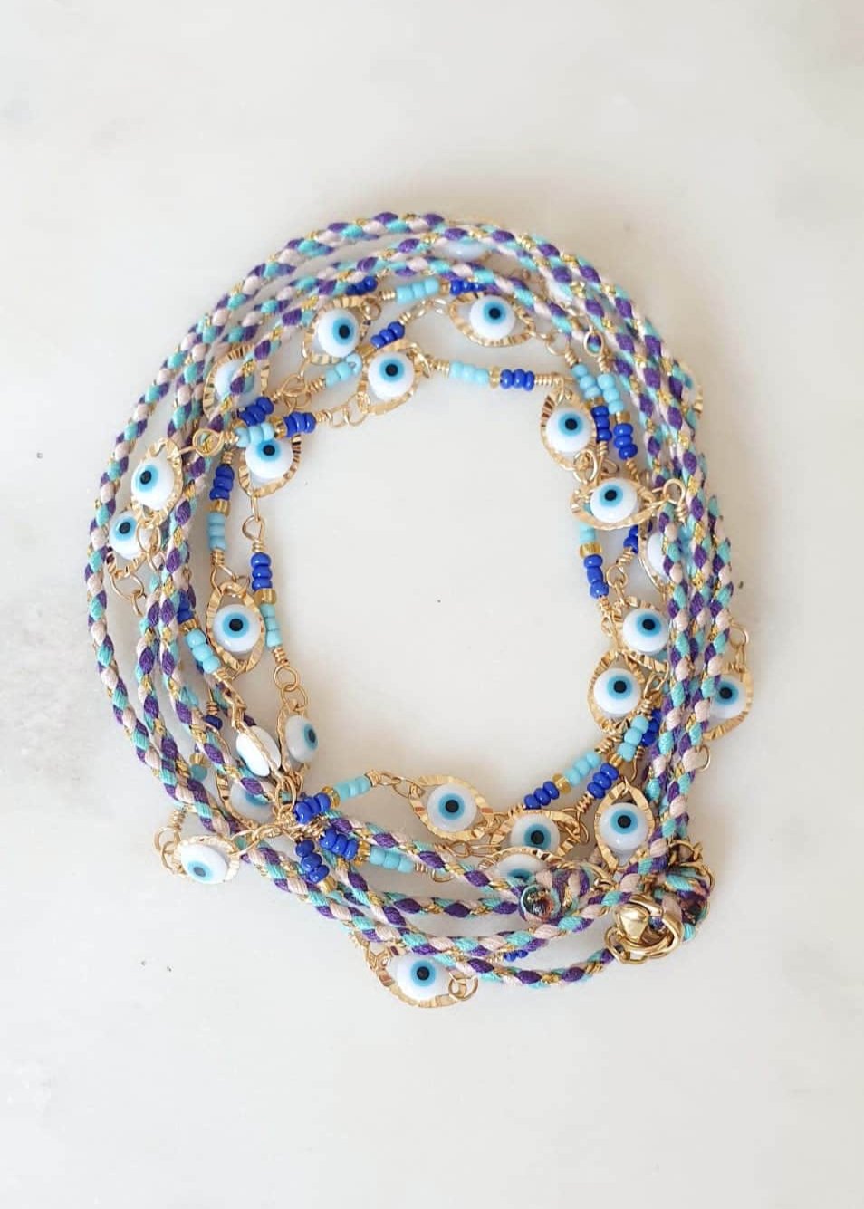 Bracelet Multi - Rang Chaîne & Cordon - Perles Bleues et Blanches, Œil de Protection, Acier Inoxydable, Réglable - AlbertineAndTheSun