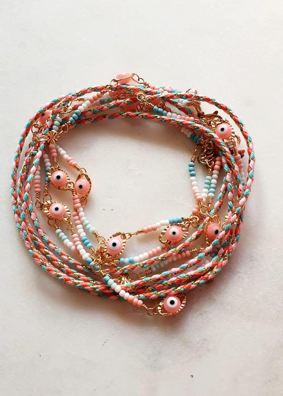 Bracelet Multi - Rang Chaîne & Cordon - Perles Bleues et Blanches, Œil de Protection, Acier Inoxydable, Réglable - AlbertineAndTheSun