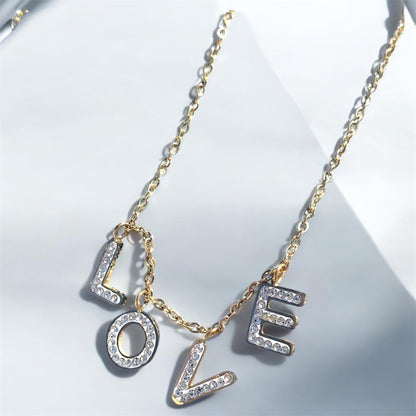 Collier Lettres Suspendues "Amour"... - AlbertineAndTheSun
