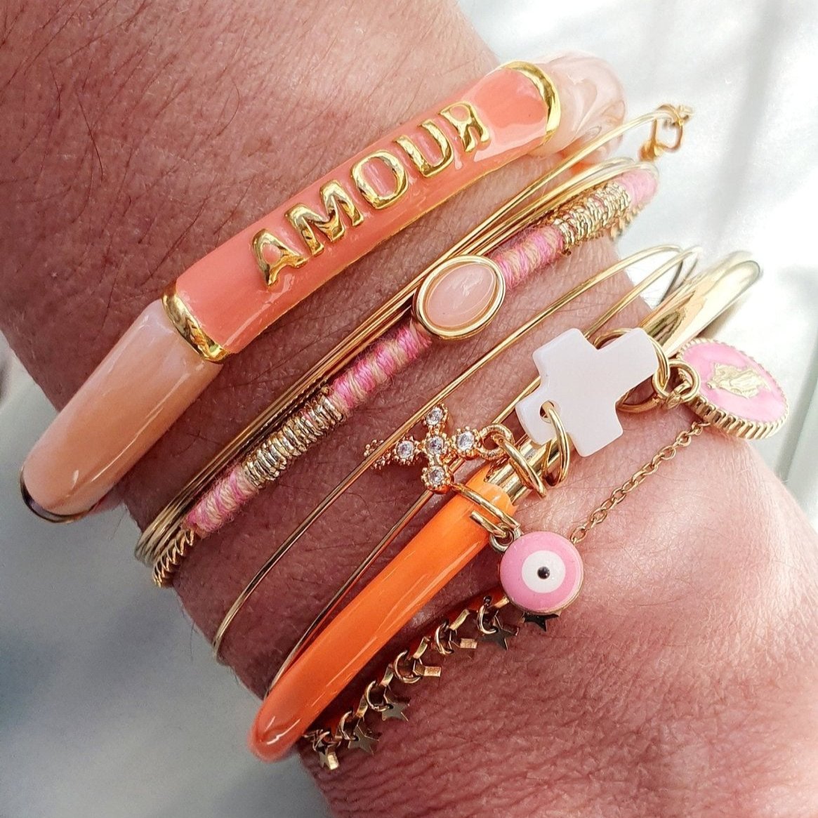 Jonc Fin Coachella - Bracelet Or avec Fil Coton Vert, Turquoise, Rose et Bleu, Ajustable, Acier Inoxydable - AlbertineAndTheSun